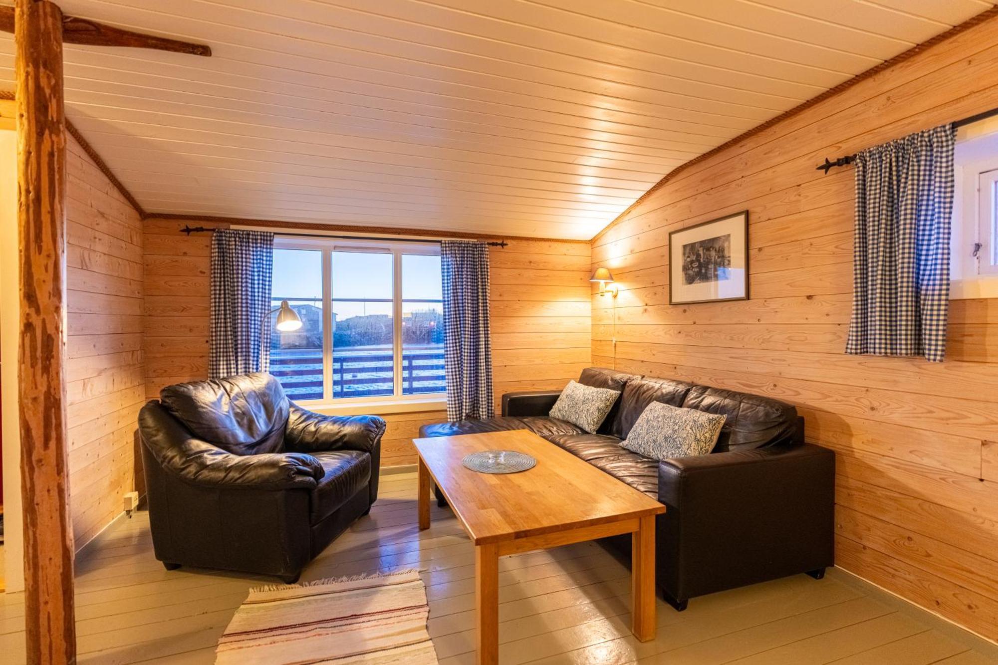 فندق Henningsvaer Rorbuer المظهر الخارجي الصورة